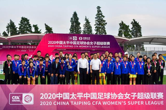 锡安仅4分鹈鹕大胜热火 康利21分森林狼克骑士